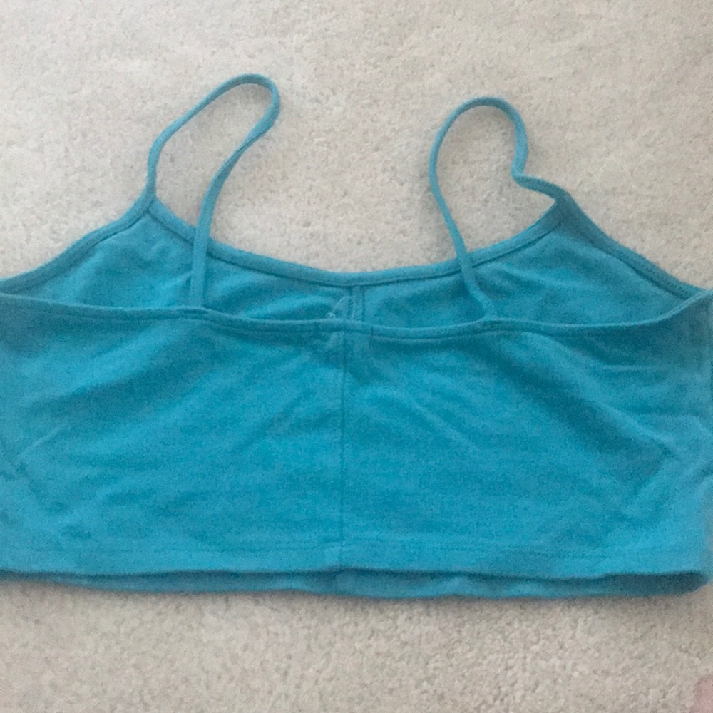 Crop top - Picture 2 of 4